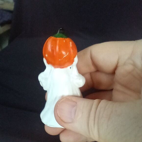 Vintage Bone China Ghosts with Pumpkin Jack O Lanterns Candle Holder Halloween 3 - Picture 11 of 16
